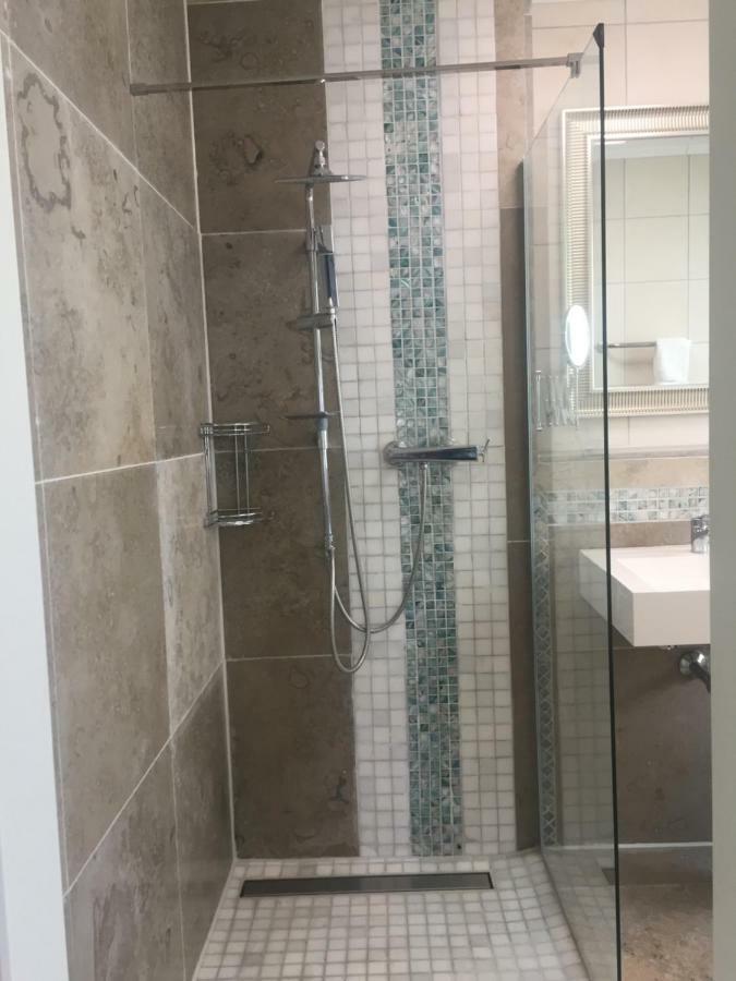 Neues Zimmerapartment Mit Bad Neckarwestheim 外观 照片