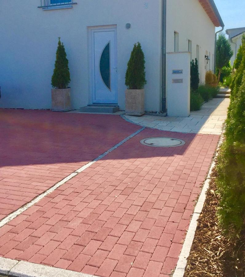 Neues Zimmerapartment Mit Bad Neckarwestheim 外观 照片